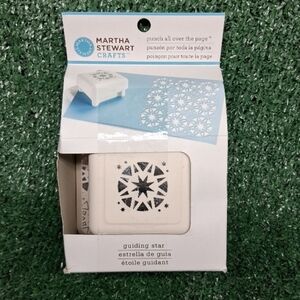 NEW Martha Stewart Craft Punch All Over the Page GUIDING STAR